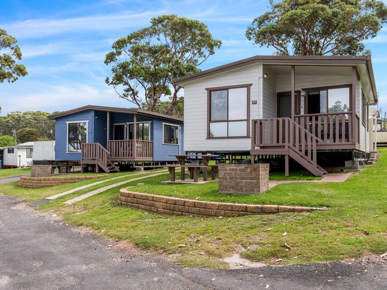 Economy Waterview 2 Bedroom Cabin