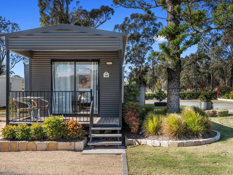 Deluxe 1 Bedroom Cabin