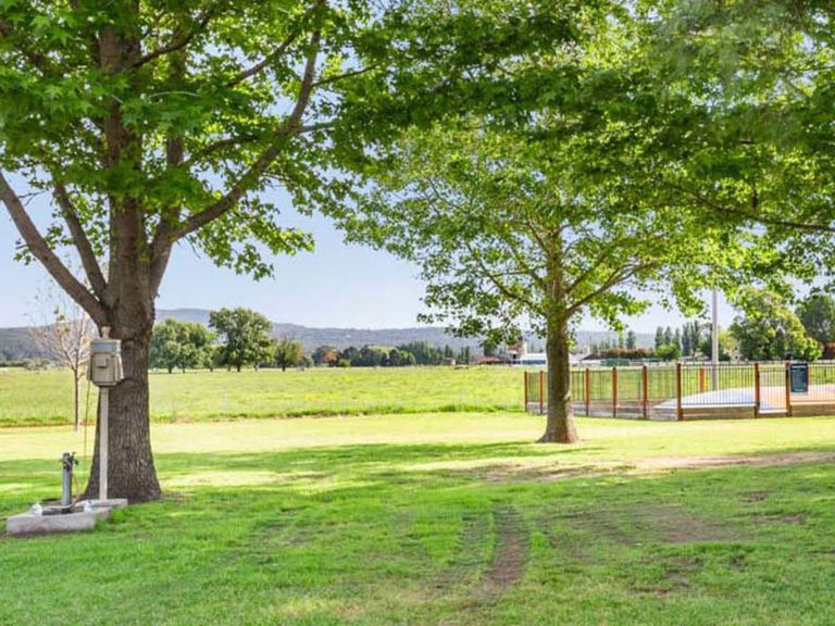 Grass Powered Sites