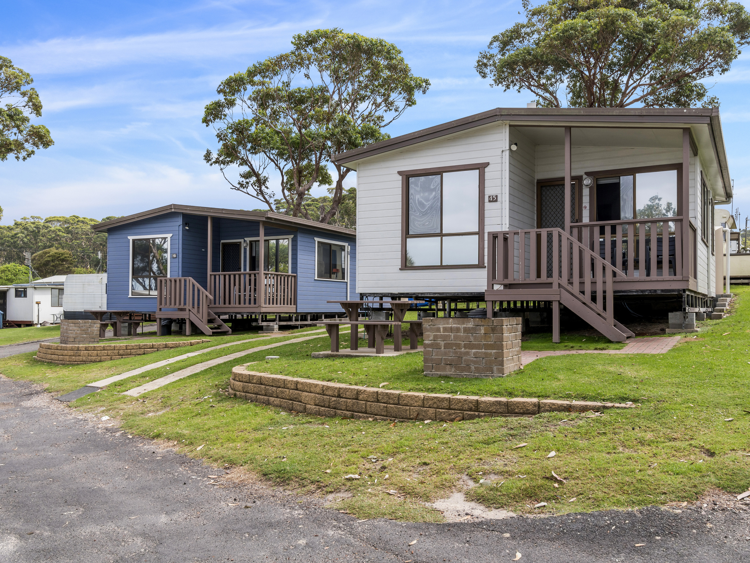 Waterview Economy Cabin