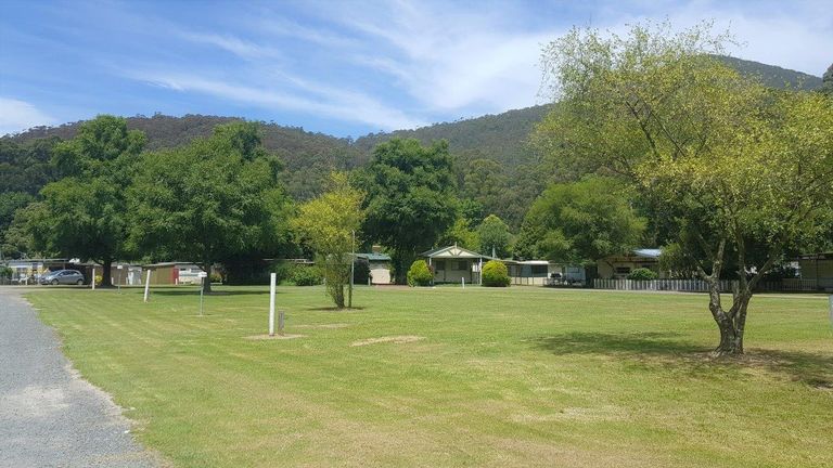 Powered Park Double Site