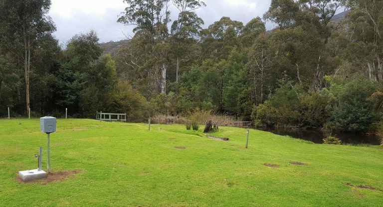 Powered River Frontage Site