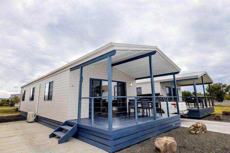 Deluxe 3 Bedroom Cabin