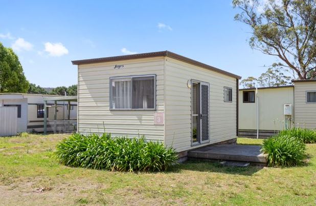 Budget Cabin - Pet Friendly