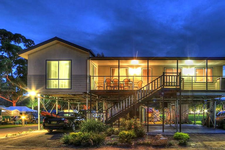 Deluxe River View 3 Bedroom House