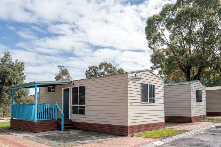 Economy 1BR Cabin - Q, Sofa Bunk