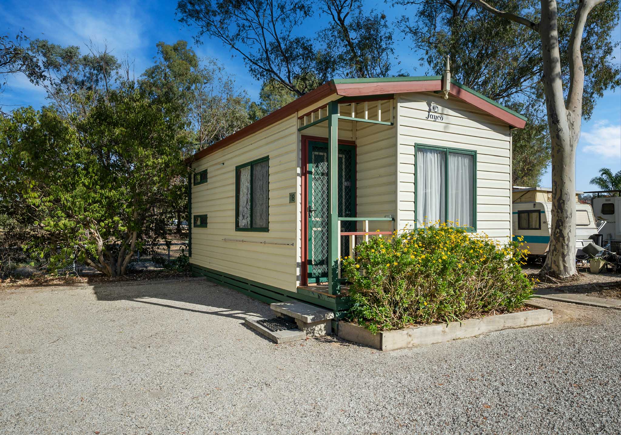 1BR Park Cabin - Pet Friendly