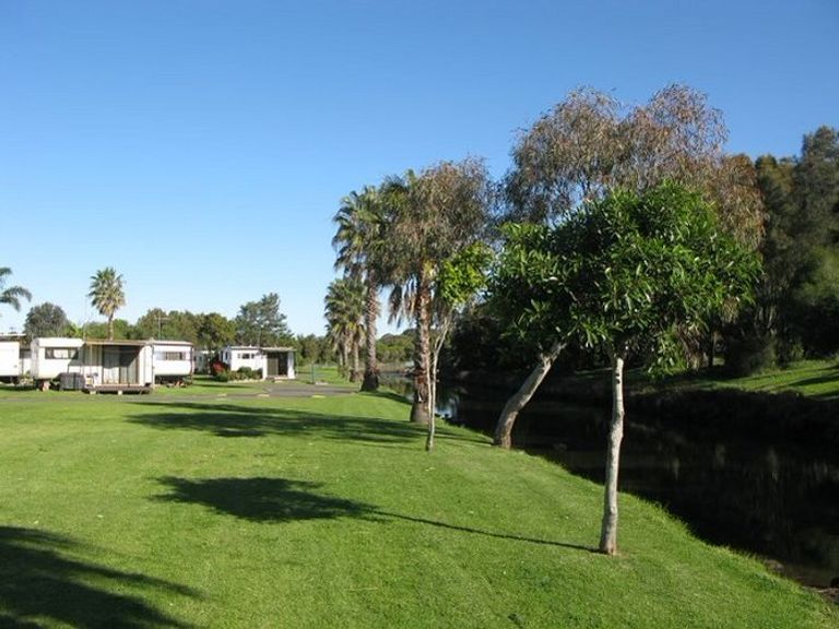 Grass Unpowered Sites